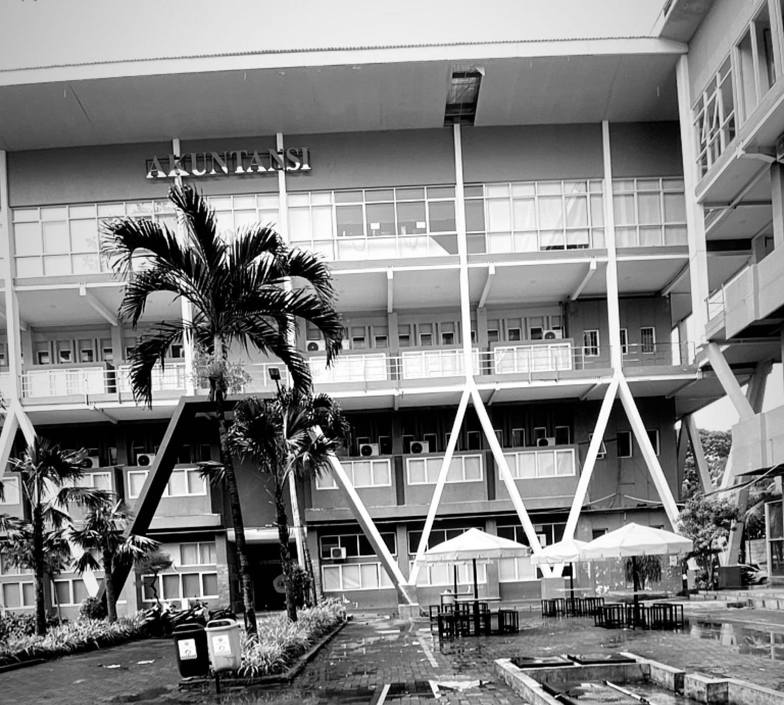 Tanpa Ada Pandemi Korona Pun, Kuliah Daring Adalah Keniscayaan